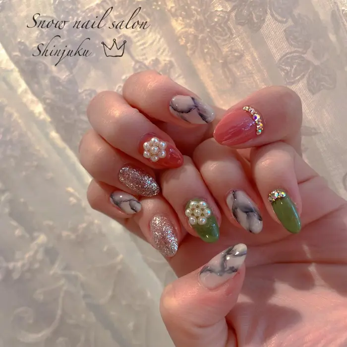 春 春ネイル21 新宿ネイルサロン マグネットネイル ピンク べっ甲 大人上品ネイル パラジ Snow Nail Salon所属 Snow Nail スカルプ専門のネイルデザイン ミニモ