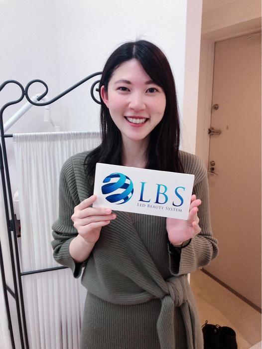 結婚式に向けてホワイトニング ドレスや白無垢はお肌が明るく見える分 歯の黄ばみが目立ちやすいので Lbsホワイトニング吉祥寺所属 Lbsホワイトニング 吉祥寺店のエステ リラクカタログ ミニモ