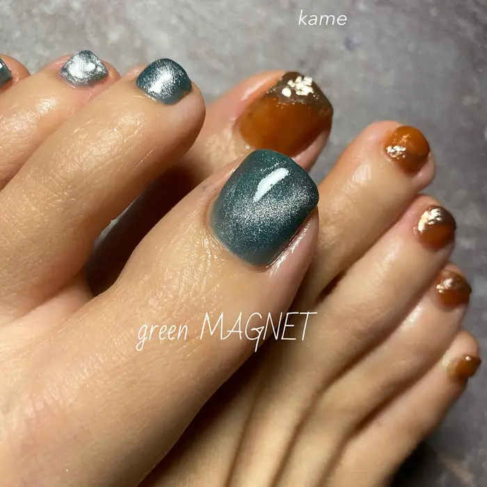 大人グリーンのマグネット フット10本アートコース 8000 Kames Nail所属 Kame ちゃんのネイル デザイン ミニモ