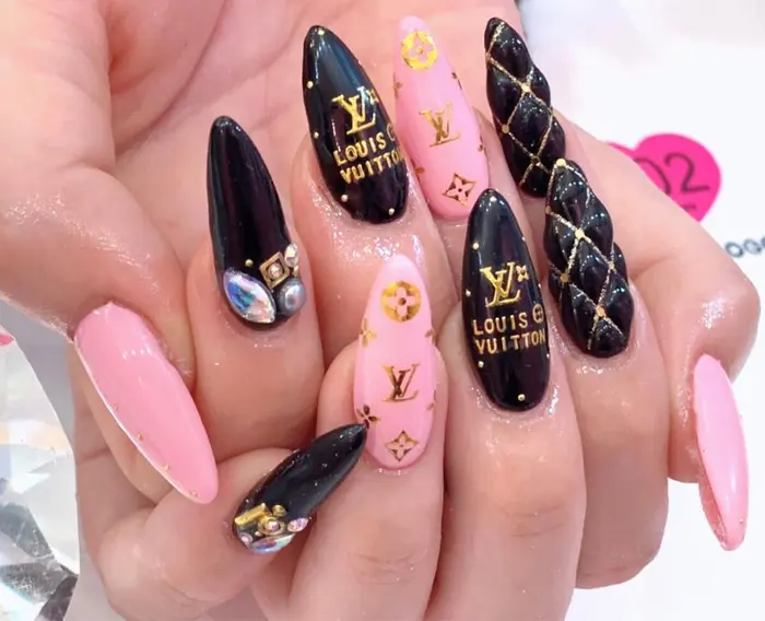 Nailsgogo渋谷 03 5728 4343 渋谷センター街zara目の前 ピンクネイル スカルプ専門 渋谷センター街nailsgogo所属 Nailsgogo スカルプ渋谷のネイルデザイン ミニモ