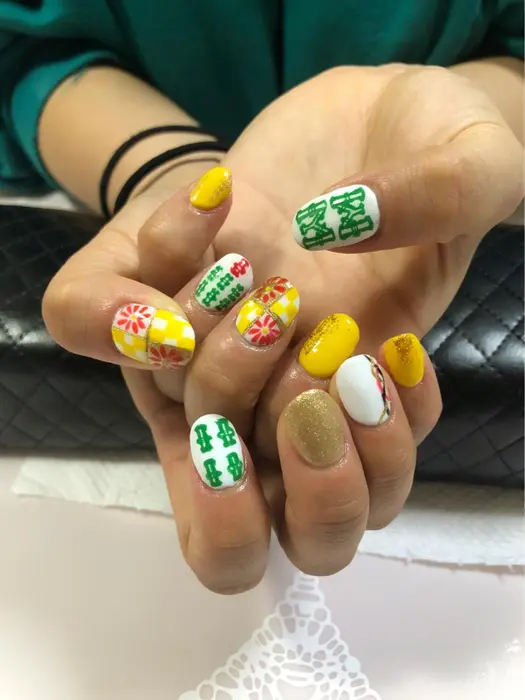 麻雀牌ネイル 和柄がめっちゃ似合いますよね しーちゃんネイルでは珍しいジャンルでした しーちゃんネイル所属 しーちゃんネイル 夜間深夜専門の ネイルデザイン ミニモ