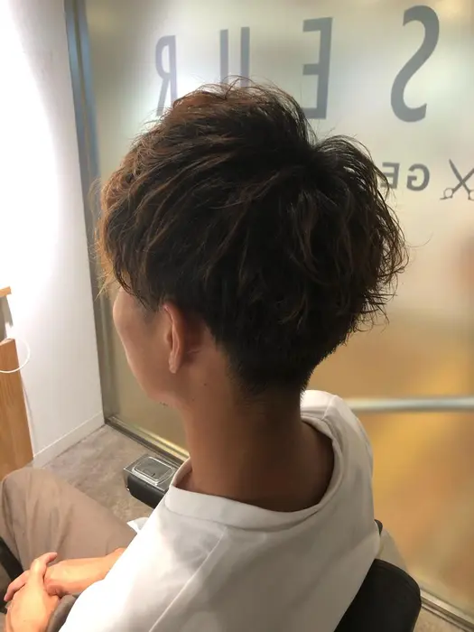 ランダムパーマ トップのボリュームもアップ セットしやすいです Friseur川西店所属 佐々木 優人のヘア カタログ ミニモ