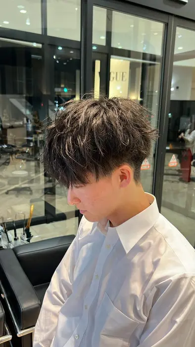 マッシュ Vogue所属 末松 佑基のヘアカタログ ミニモ マッシュ Vogue所属 末松 佑基のヘアカタログ ミニモ