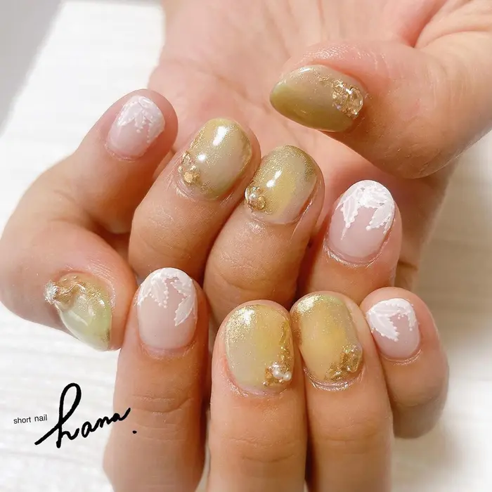 結婚式の参列ように 留袖にあわせたカラーのネイル おまかせでアートさせてもらいました Nailsalon Chatchat所属 小林 由花のネイル デザイン ミニモ