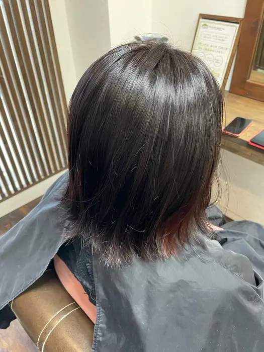 レッドカラー ピンクパープル 赤味カラー ハイライト インナーカラー 共にブリーチあり 白髪染め Loops Hair所属 永柳 里沙のヘアカタログ ミニモ