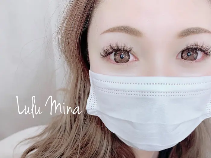 ボリュームラッシュ ドーリーアイ Lulumina ルルミーナ 所属 ルルミーナ アイラッシュのマツエクデザイン ミニモ