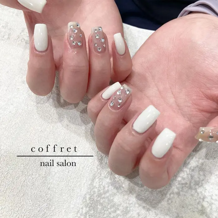 Brace Eye Nail Coffret 瓜破店 ブレスアイ アンド ネイルサロン コフレ 所属 𝑌 𝑈𝐾𝐴 のネイルデザイン ミニモ