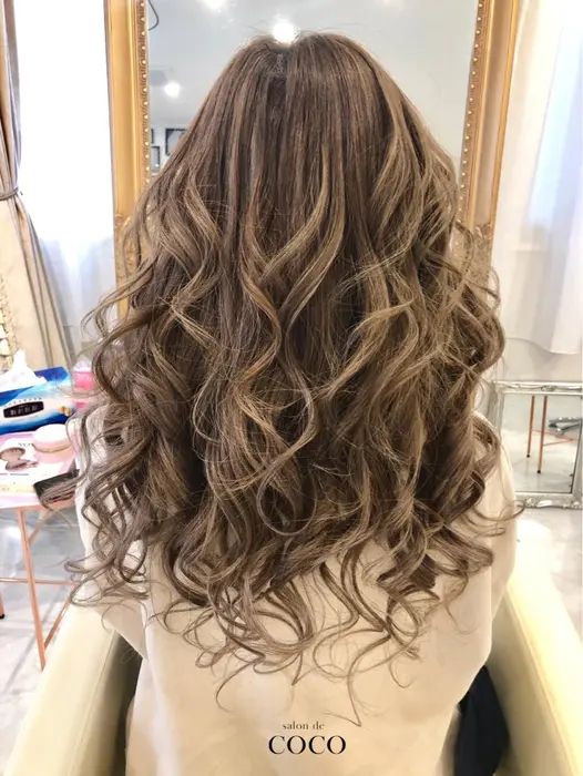 プルエクステ ダイヤモンド ショートやミディアムから サラサラロングヘアに大変身 ショート Salon De Coco所属 Salon De Cocoのヘアカタログ ミニモ