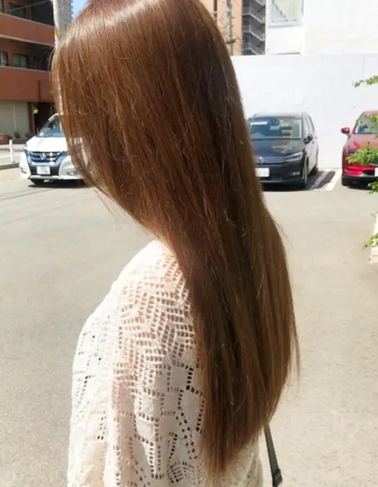 ナチュラルブラウン スーパーロングストレートセット うる艶カラー 2face所属 八代 晃介のヘアカタログ ミニモ