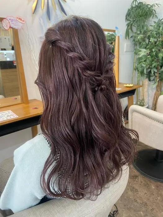 Disney お出かけヘアアレンジ ヘアセット 2900 編み込みする場合 550 Lovis 大宮所属 Ryouka Lovisのヘアカタログ ミニモ