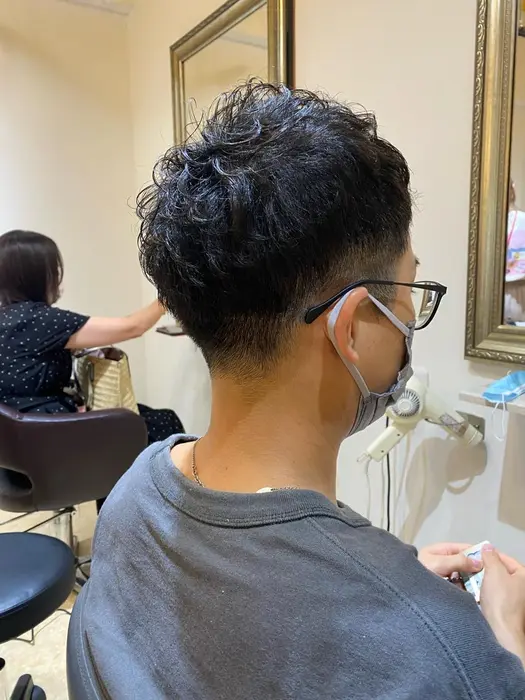 フェード ナチュラルパーマ 美容室ayame大泉学園店所属 荒木 健士郎のヘアカタログ ミニモ