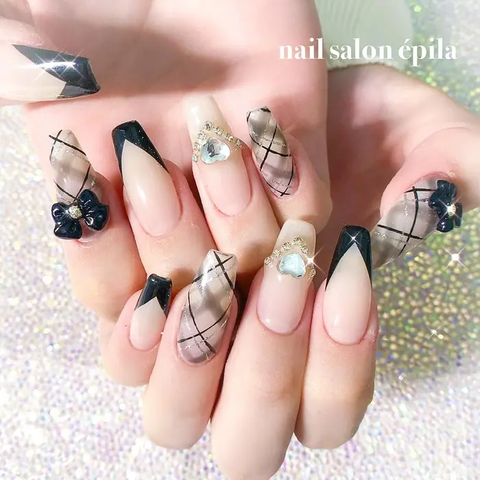 Instagram Epila Asuka Line Id 174 Nail Salon Epila所属 Epila キラキラネイル専門店のネイル デザイン ミニモ