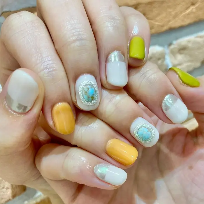 Neolive Ginza所属 矢羽田 玲菜のネイルデザイン ミニモ