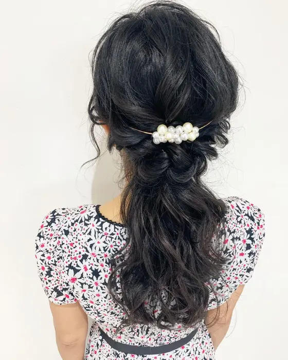 ヘアセット ヘアアレンジ パーティーヘア 結婚式 二次会 ネオンハーフ 大人上品 ディティカ名駅店 Dityca Hair Make 所属 Dityca 桧山 千里のヘア カタログ ミニモ