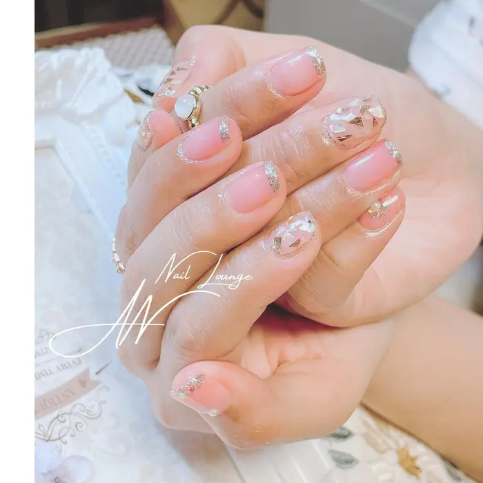 ガラスフレンチ 透け感 ジェルネイル 江東区ネイル 有明 An Nailartlounge所属 チン ギアンのネイル デザイン ミニモ