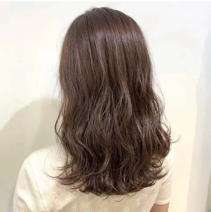 透明感抜群なヌーディーベージュ 赤味のないベージュは季節問わず人気なカラーです イ Hair Salon P A P E R所属 トップデザイナー A I R Iのヘアカタログ ミニモ