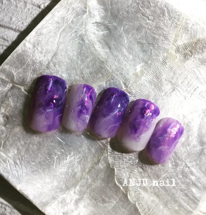 もやもやネイル ニュアンスネイル アメジストネイル Anju Nail Chillax Anju所属 癒心 杏樹のネイル デザイン ミニモ