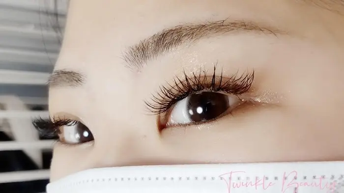 フレアロック100束 草加まつげエクステ専門店 Twinkle Beauty所属 太田 すみれのマツエクデザイン ミニモ