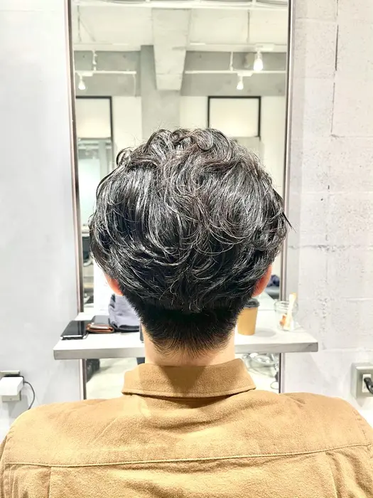 パーマを生かしたメンズカット Beaute Concier柏店所属 ムロヤ イツキஐのヘアカタログ ミニモ