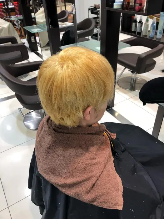 ブリーチのみも やってます カラー得意です Mingle Yokohama ミングル Wing上大岡店所属 舘 カツミのヘアカタログ ミニモ