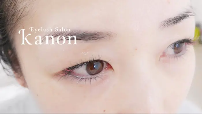 下まつげエクステをつけると下まぶたのメイク崩れストレスから解消されます さらに目力もアップ Eyelash Salon Kanon所属 石鍋 善子のマツエクデザイン ミニモ