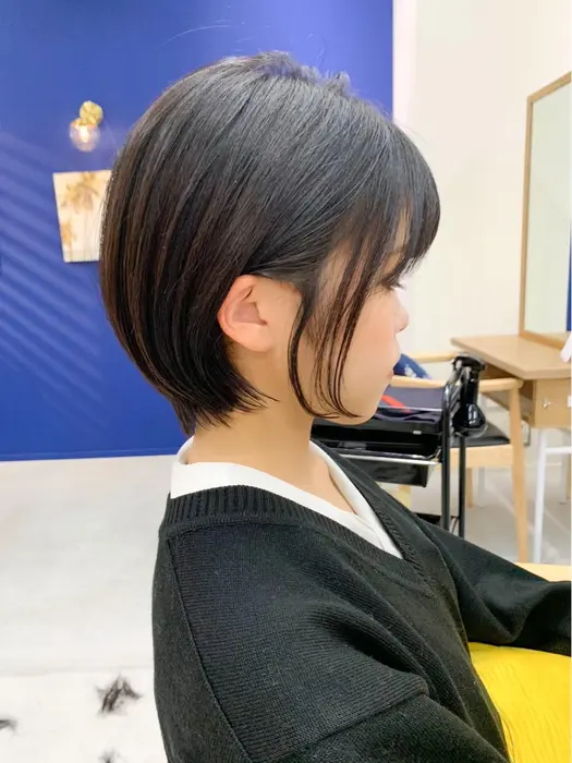 丸みショートボブ ボブにするのかショートにするのかお悩みでしたが 骨格とお顔の形的にショーボブに Eleanor Spa Treatment自由が丘所属 小顔 ショート ボブ 江波戸博章のヘアカタログ ミニモ