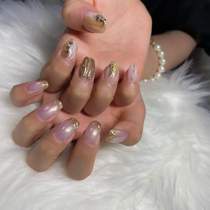 アートやり放題 6 300 ネイル ネイルデザイン ネイルアート ミラーフレンチ Anail所属 A Nailのネイル デザイン ミニモ