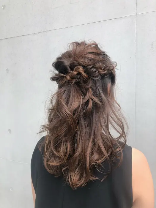 自分じゃ可愛くアレンジできない 特別な日は可愛くしたい 簡単アレンジを教えて欲しい そ Clover所属 木島 悠希のヘア カタログ ミニモ