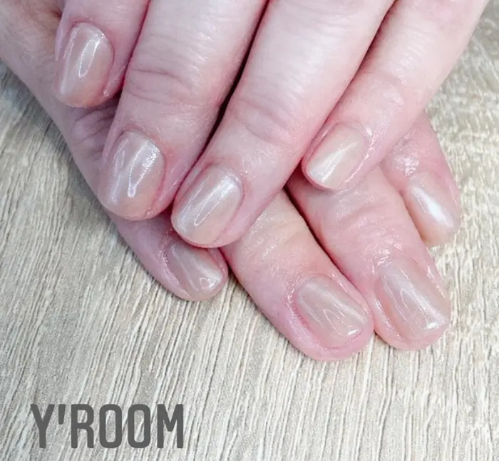 大人ベージュネイル パラジェル Nail Y Room Yroom ワイルーム ワンカラー Y Room所属 Yuka ネイリスト のネイルデザイン ミニモ 大人ベージュネイル パラジェル Nail Y Room Yroom ワイルーム ワンカラー Y Room所属 Yuka ネイリスト のネイルデザイン ミニモ