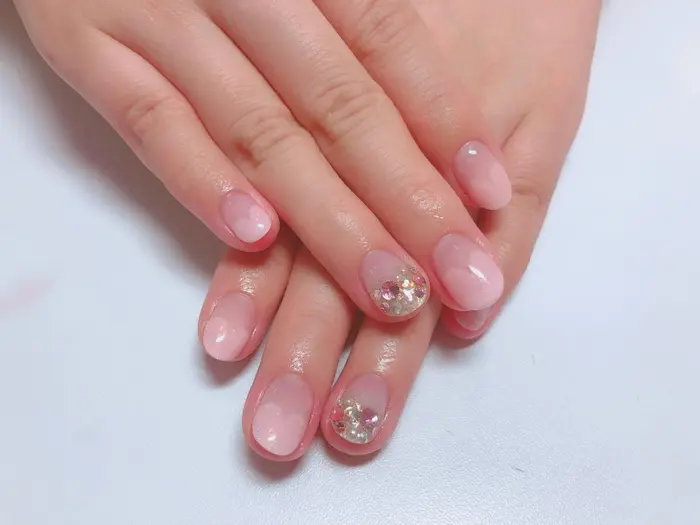 Blue Reef 四谷三丁目店所属 倉本 ゆちのマツエクデザイン ミニモ