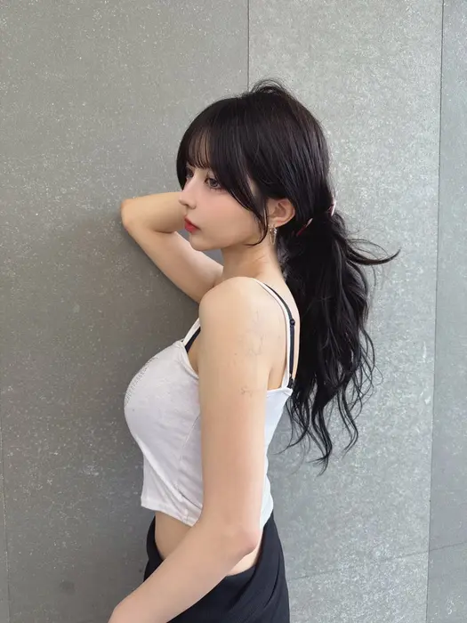 結んでも美しい顔まわりカット