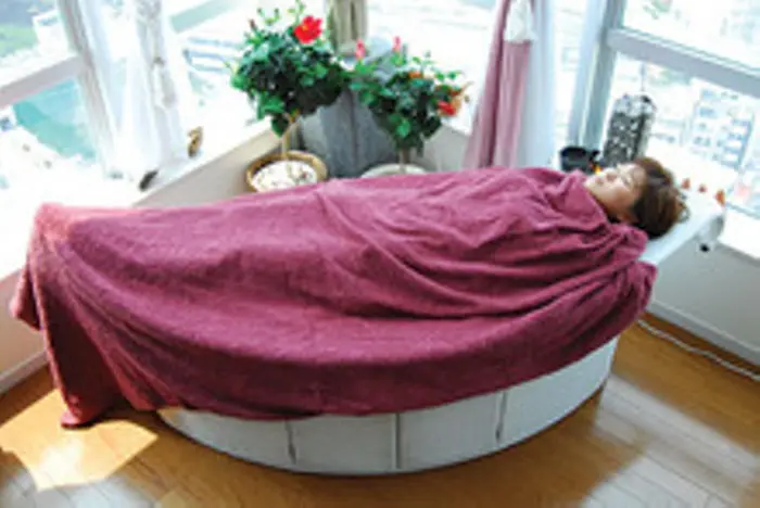 3種類のブレンドハーブから選べるスチームベッドハマム浴 3種類のハーブは女性ホルモン デトックス アーユルヴェーダ ヒーリングnene所属 新宿区中井 Nene 和泉千恵のエステ リラクカタログ ミニモ