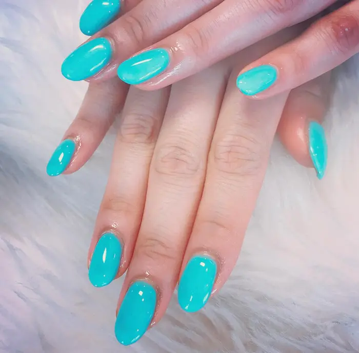 ティファニーブルーネイル Avenir 表参道所属 Naganawa Yのネイルデザイン ミニモ