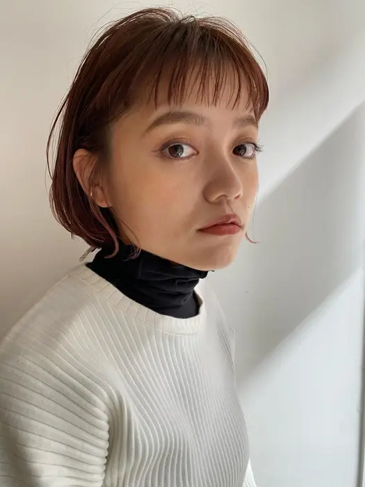 オン眉ボブ ピンクベージュ Garland ガーランド 所属 大人気透明感 カラー Kanaのヘアカタログ ミニモ
