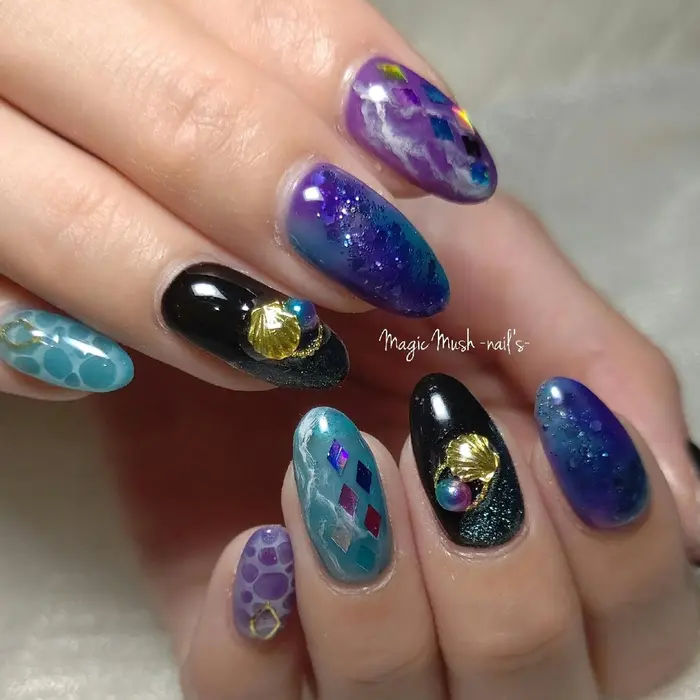 今月は双子のバースデー 季節無視のオクタヴィネル Magic Mash Nail S 所属 Magic Mush Nail S のネイル デザイン ミニモ