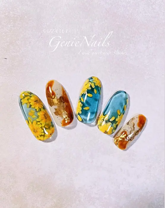 フラワーネイルデザイン 深夜営業 完全予約制ネイルサロン Genie Nails 所属 Genie Nailsのネイル デザイン ミニモ
