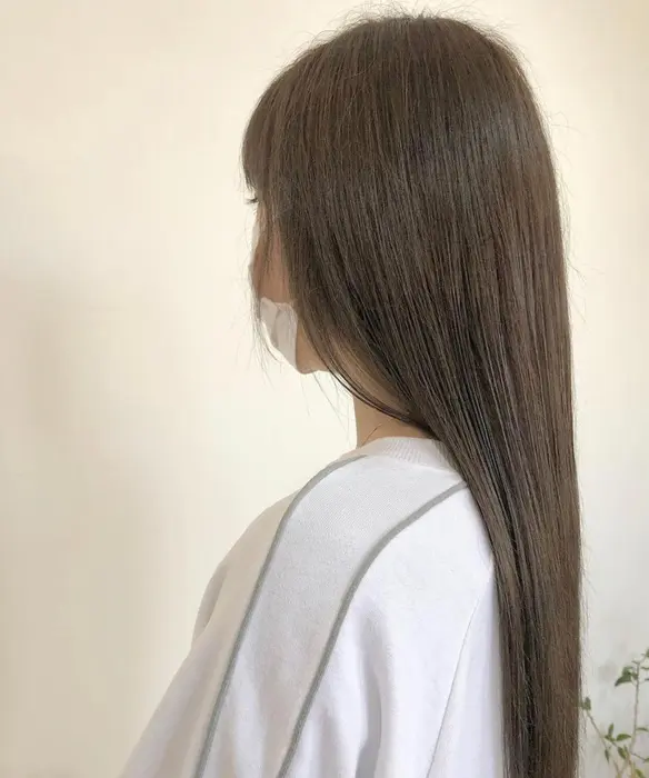 透明感抜群アッシュカラー マリブヘアリゾート伊勢崎所属 宮良 夏未のヘアカタログ ミニモ