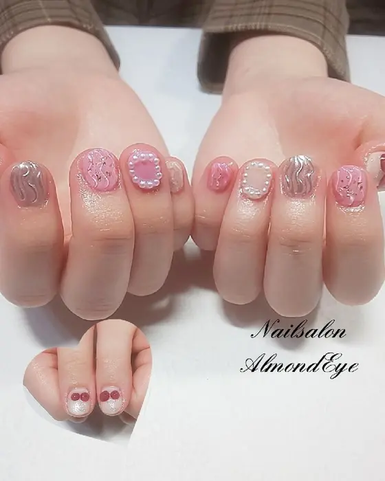 はじめましてのお客様ネイル 持ち込み画像参考に キュートで可愛いさくらんぼネイルに Nailsalon Almondeye所属 ネイルサロン Almondeyeのネイルデザイン ミニモ
