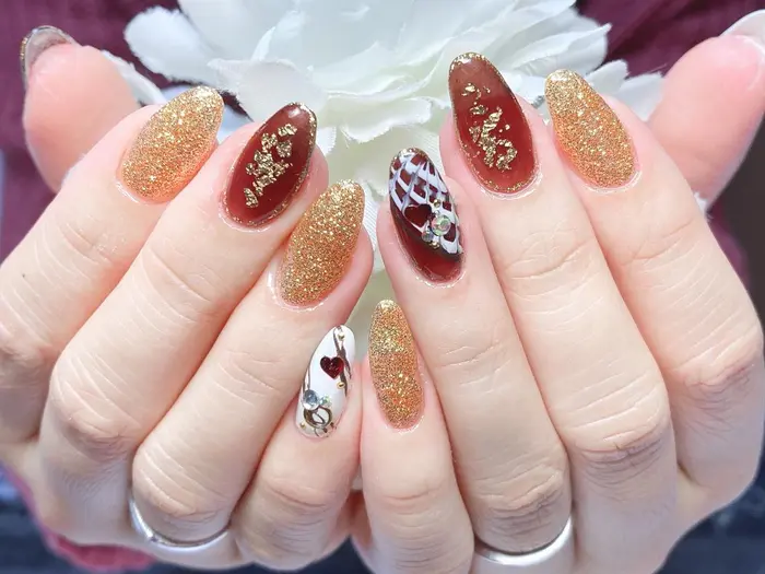 バレンタイン バレンタインネイル チョコレート チョコレートネイル ゴールド ｎail Salon Erti所属 ｎail ｓalon Ertiの ネイルデザイン ミニモ