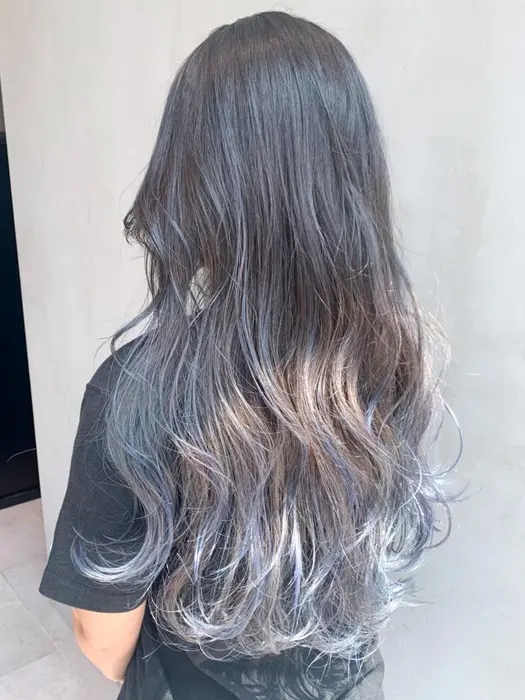 グラデーションロング Ba Album Ginza所属 Album 銀座店のヘアカタログ ミニモ