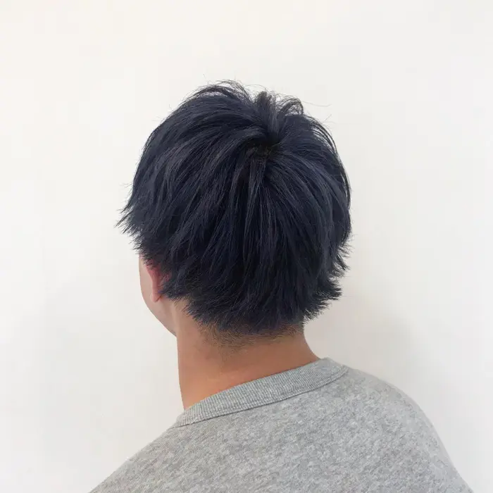 緑にならないようなネイビーに メンズはカラーのみ承っております Style横浜所属 モテつやハイトー ン野口まゆかのヘアカタログ ミニモ