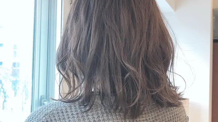 ことりベージュ Hlが入ってるので 色落ちしても根本が気になりづらく 透け感も維持できます Lapasa ラパサ 所属 大谷 しょうのヘアカタログ ミニモ ことりベージュ Hlが入ってるので 色落ちしても根本が気になりづらく 透け感も維持できます Lapasa ラパサ 所属 大谷 しょうのヘアカタログ ミニモ