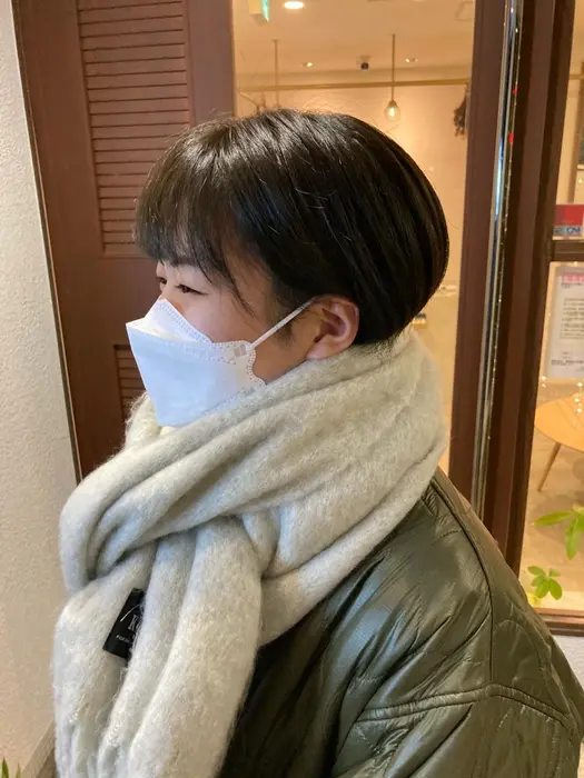 オリーブブラウン 暗めのカラーは透け感が出やすいです Letter By Novel所属 岩辺 凪咲 ボブ ショートのヘア カタログ ミニモ