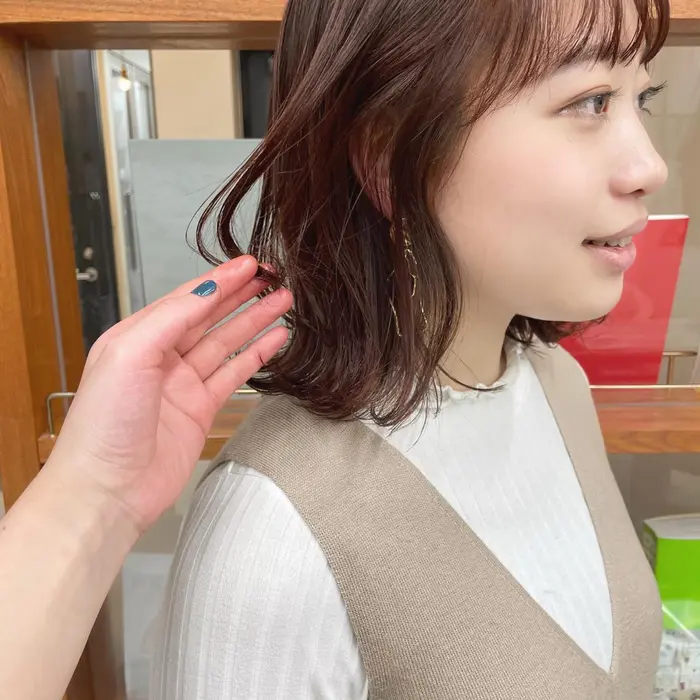 黒髪からイメチェン 冬のオレンジブラウン ブリーチなしでも色味がしっかり出るように オレン Pledica所属 サトウ リョウのヘアカタログ ミニモ