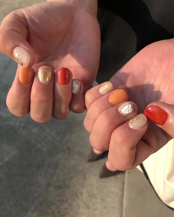和ニュアンス 作った朱色がめちゃくちゃかわいいのです にじいろ所属 Ayame Nailのネイルデザイン ミニモ