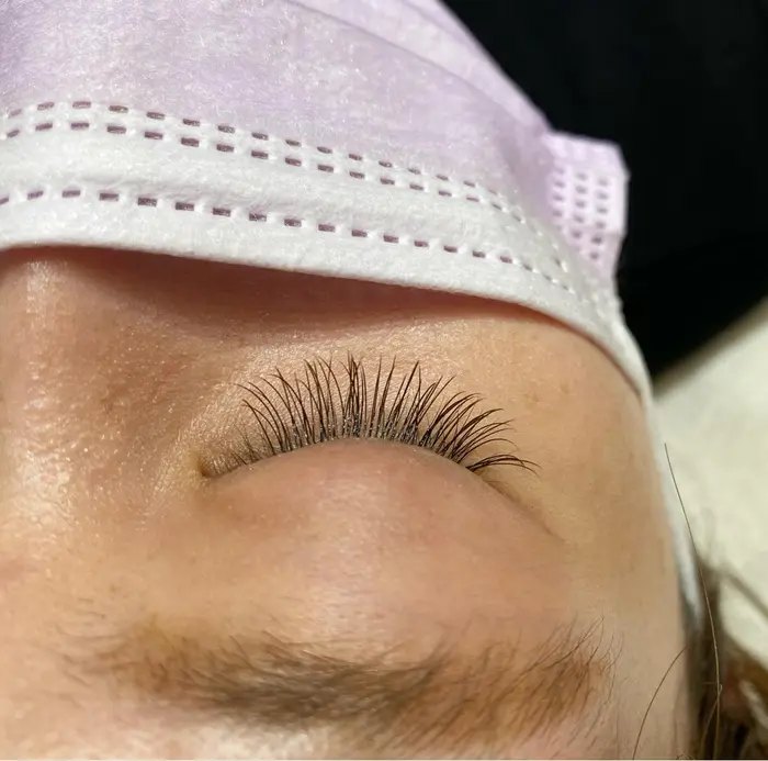 デザイン ナチュラル Cカール1本 片目60 Salon Ef 池袋店所属 Hama Misakiのマツエクデザイン ミニモ