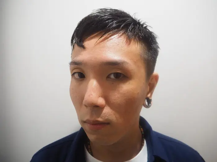 刈り上げショートモデル Rossoliving所属 佐藤 貴之のヘアカタログ ミニモ