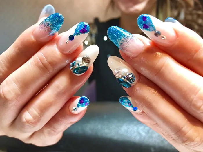 スカルプ長さ出し10本 別途料金 1ヶ月後も浮かない 折れない仕上がりに The Nail所属 The Nail パラジェル取扱店 のネイル デザイン ミニモ