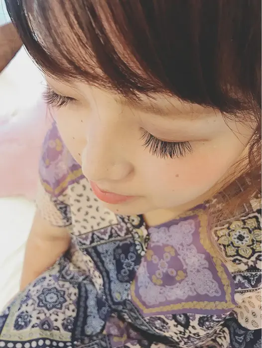 軽さを重視でフラットラッシュとボリュームラッシュを Mixしています クレアラルーチェ米子店所属 クレアラルーチェ米子 吉野のマツエク デザイン ミニモ