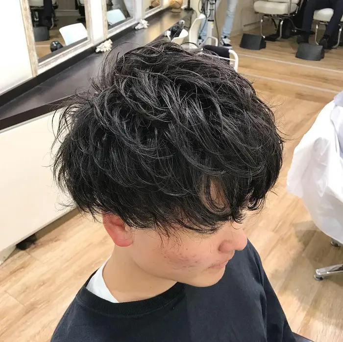 束感ランダムパーマ Bar ベーア 所属 メンズヘア達人 原田 悠希のヘアカタログ ミニモ